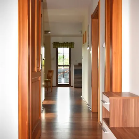 Apartman Restaurace 16 Horka u Stare Paky Exterior photo